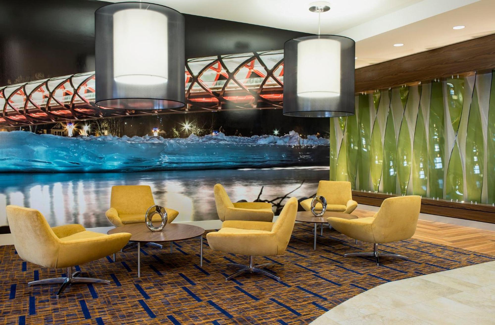 Courtyard By Marriott Calgary South YYC Exterior foto